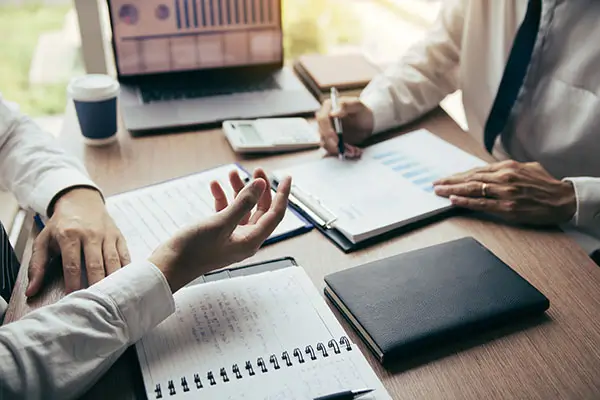 扎辫子是什么含义